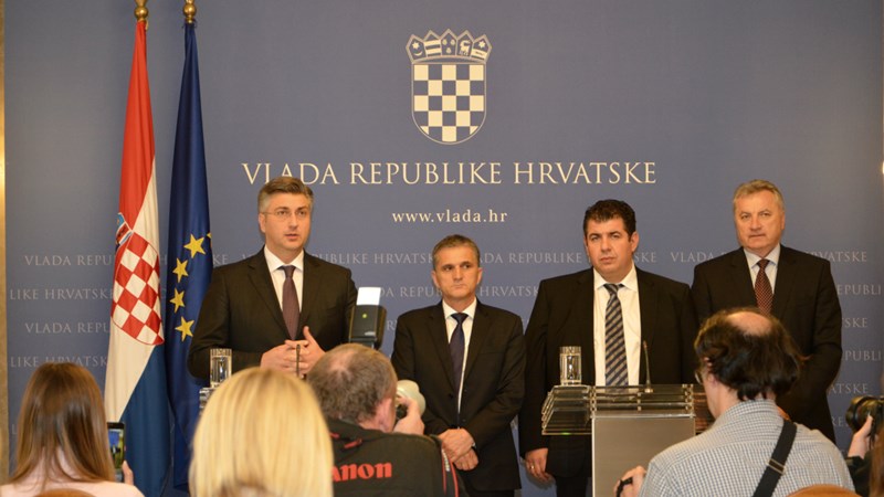 Predsjednik Vlade: Nastavlja se s opskrbom plina kutinskoj Petrokemiji, dugoročni plan restrukturiranje